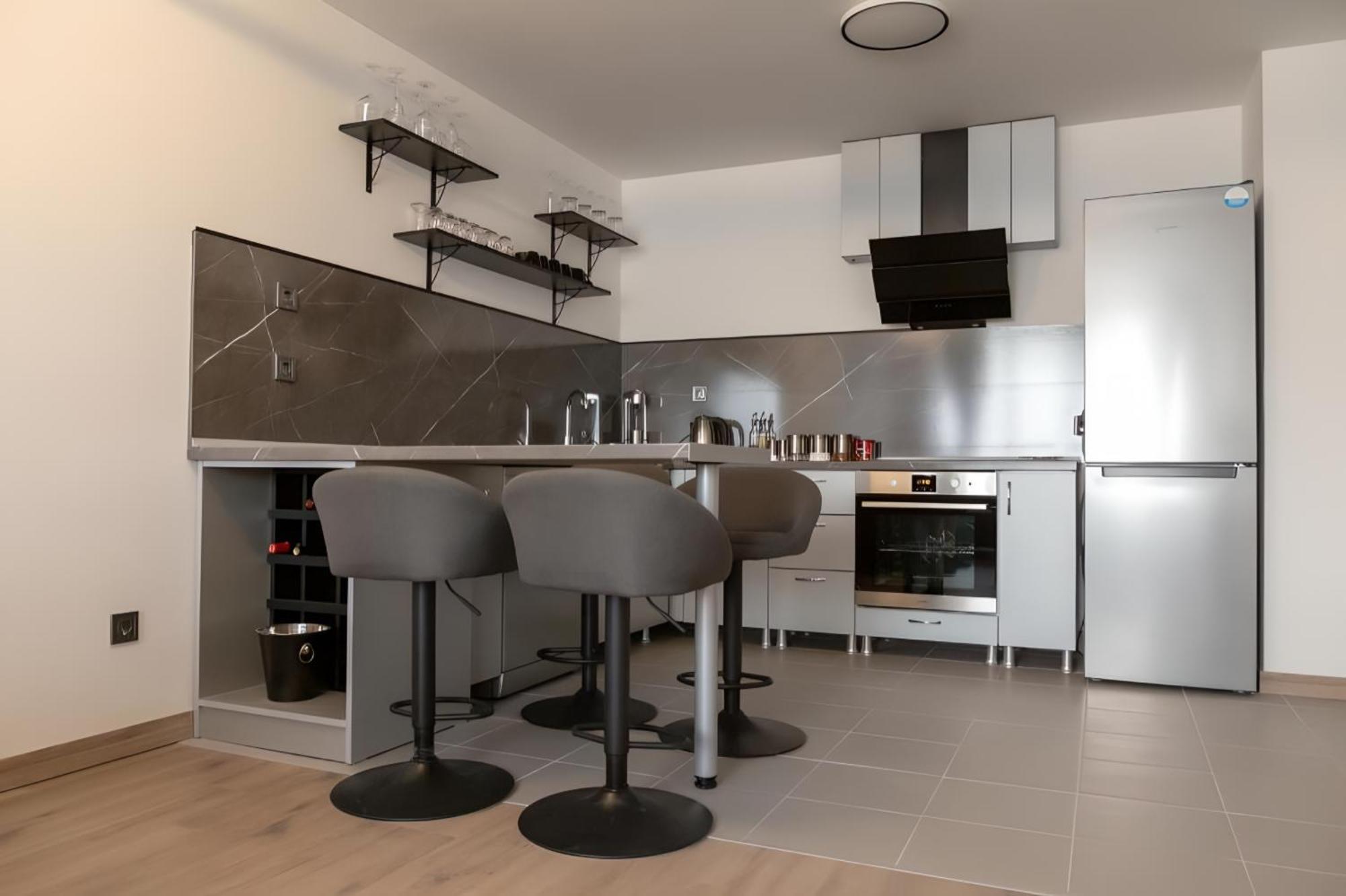 Horizon Grey Apartment & Spa Skopje Extérieur photo